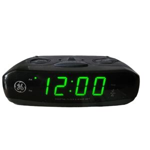 Vintage GE AM/FM Alarm clock radio